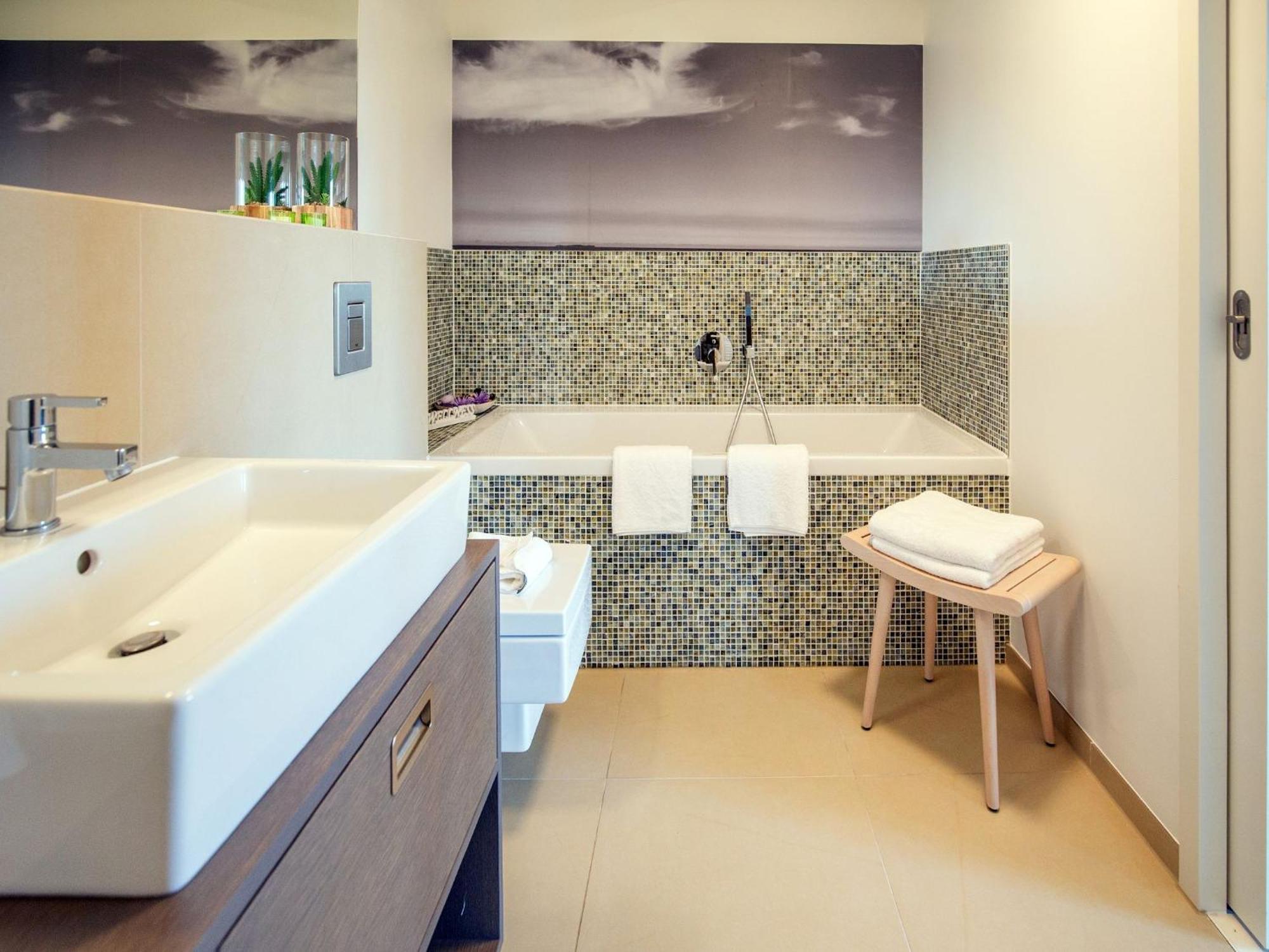 Duenenresidenz Prora - Ferienwohnung Mit Meerblick, 2 Schlafzimmern, Sauna Und Balkon Np-404 Binz Exteriér fotografie